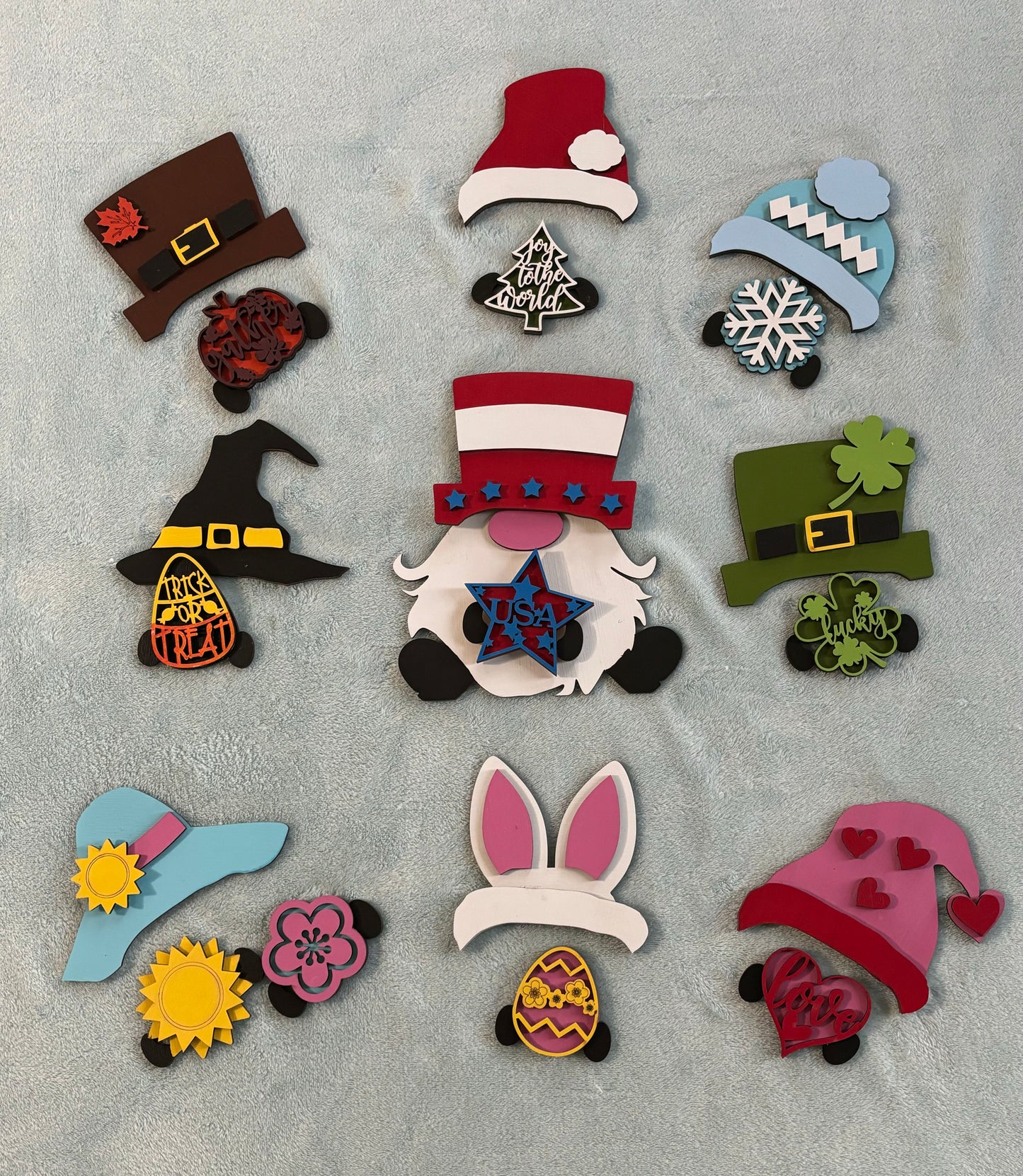 Holiday Gnome-19 piece set