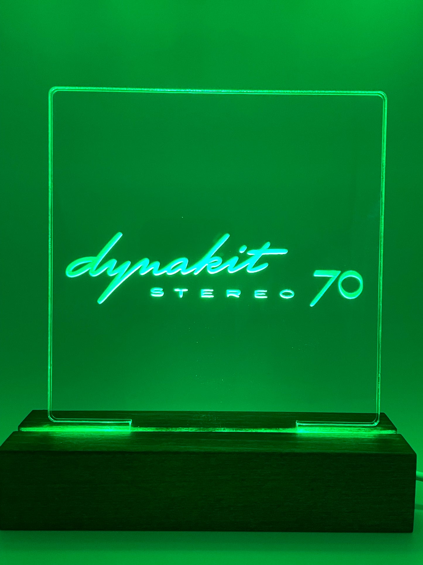 LED Acrylic Music Sign Dynakit Decoration
