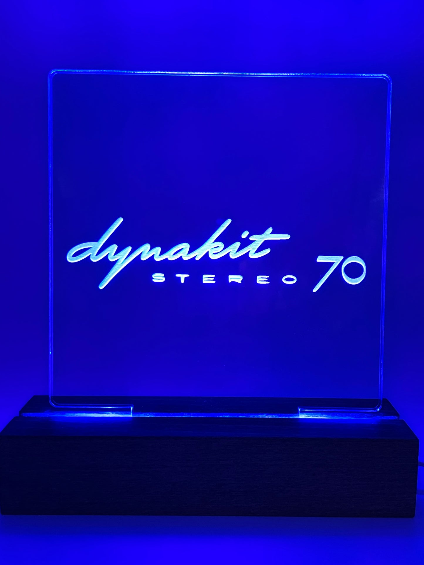 LED Acrylic Music Sign Dynakit Decoration