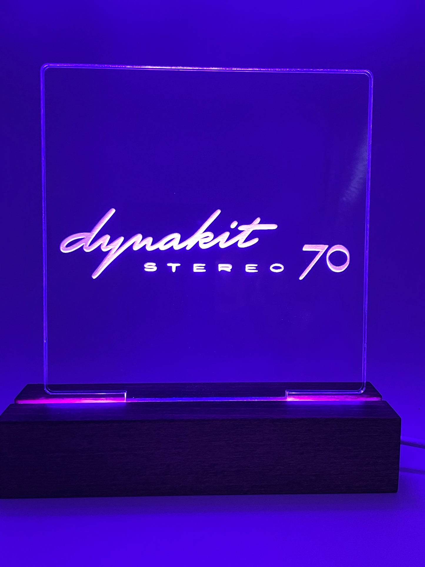 LED Acrylic Music Sign Dynakit Decoration