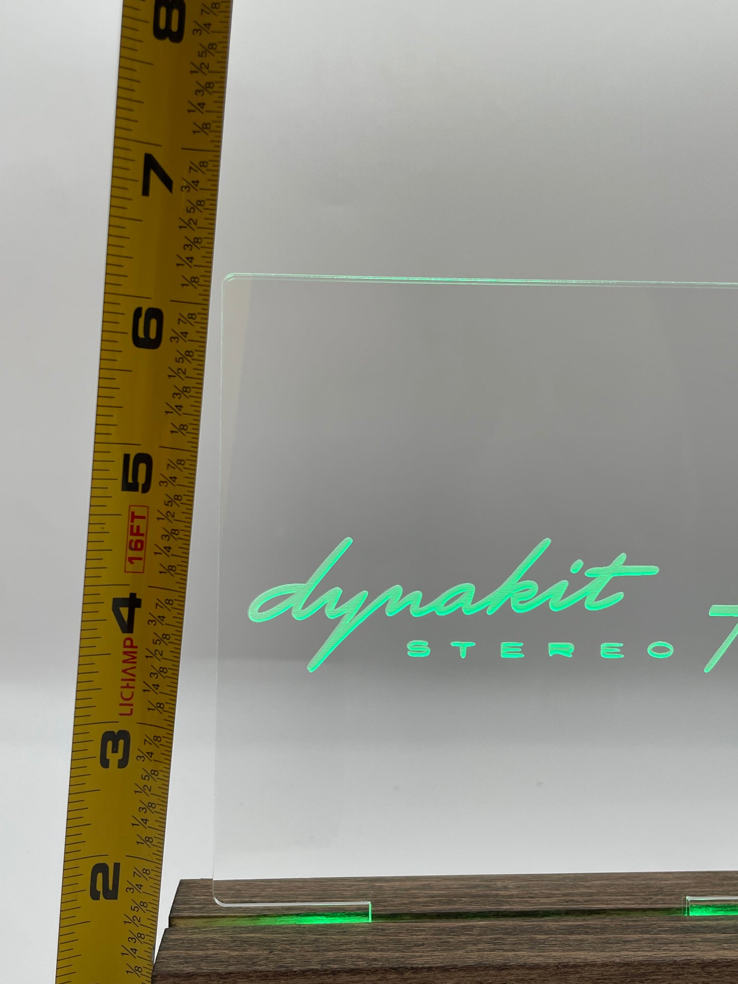 LED Acrylic Music Sign Dynakit Decoration