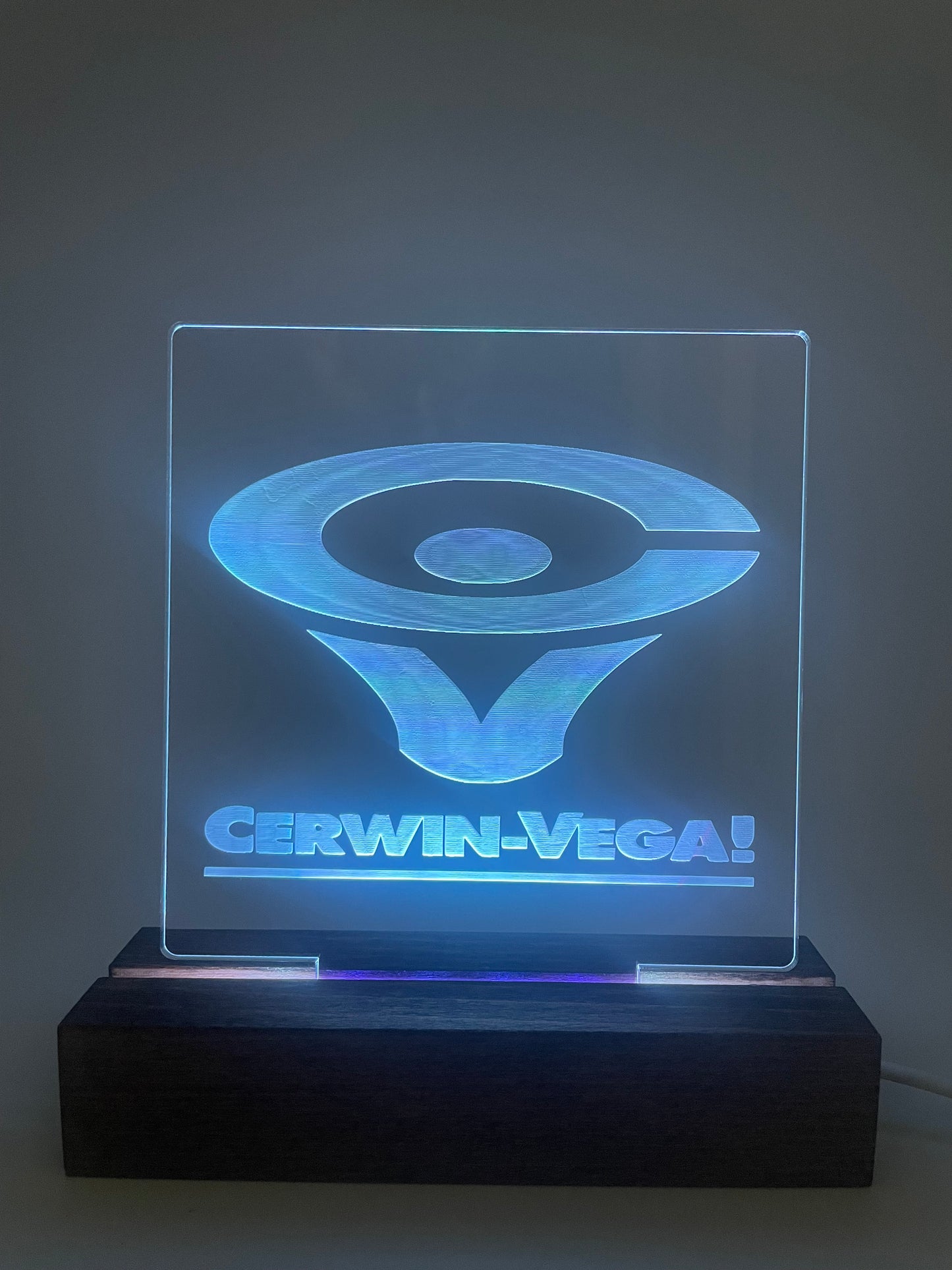 LED Acrylic Music Lovers Decoration CervinVega
