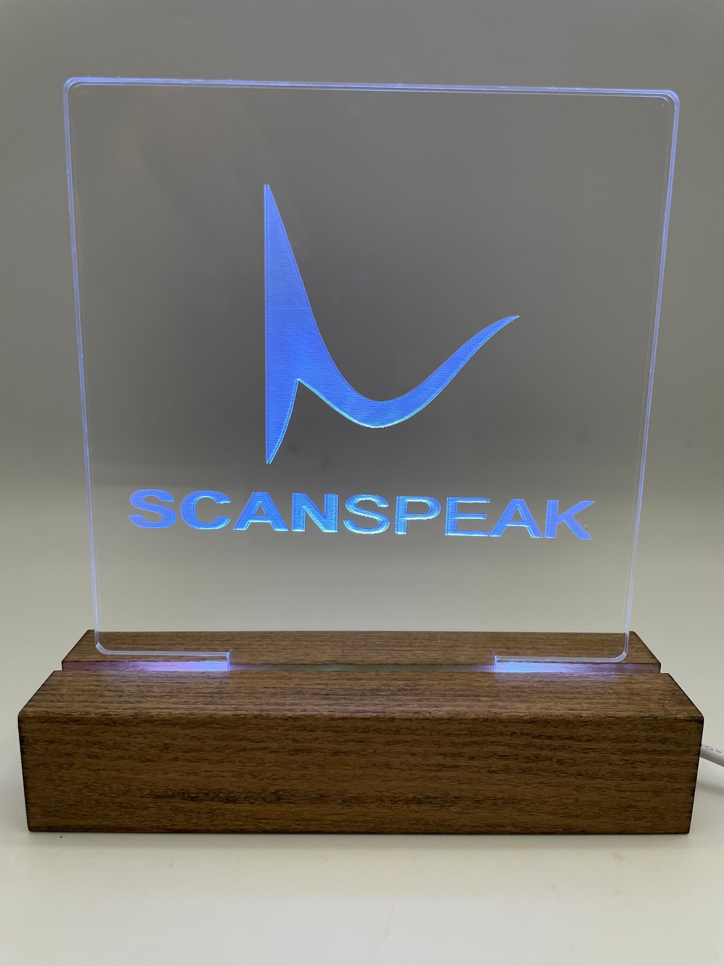 LED Music Acrylic Light Sign Decoration for Music Lovers Scanspeak
